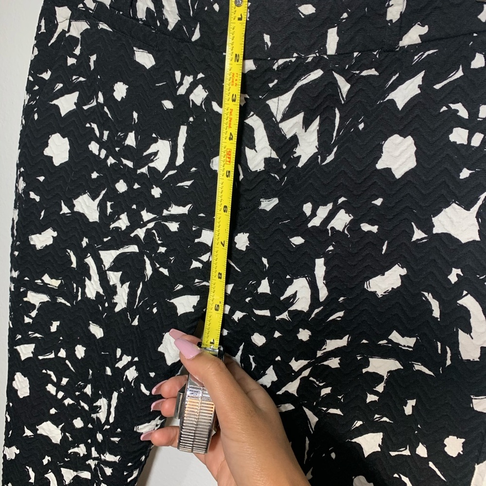 Ann Taylor LOFT black and white print cropped pant - Picture 12 of 16